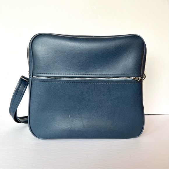 Vintage Deep Blue Vinyl Overnight Bag - Picture 2 of 11